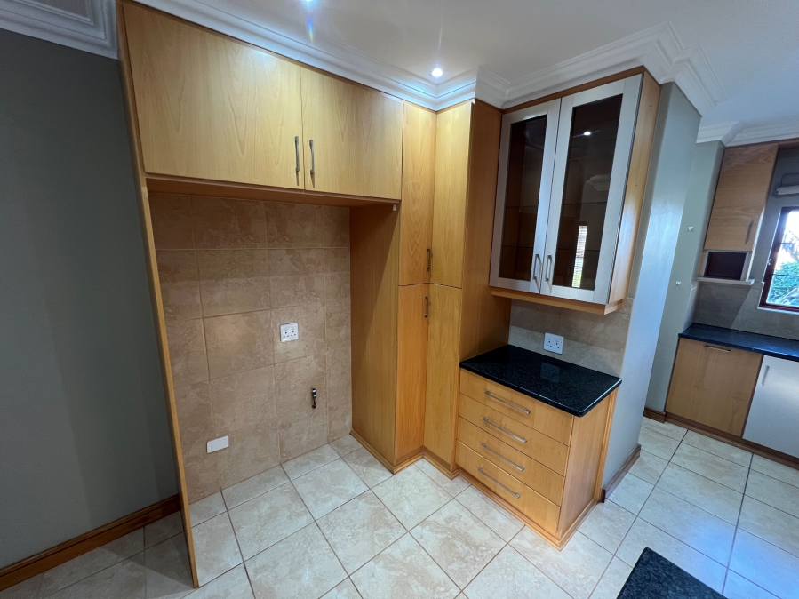 To Let 3 Bedroom Property for Rent in Wilkoppies North West